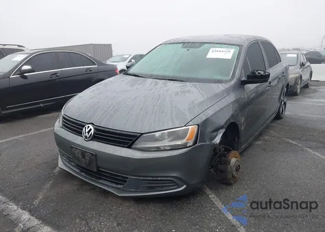 2012 Volkswagen Jetta 2.0L S z USA, uszkodzony, nr VIN 3VW2K7AJ5CM408852